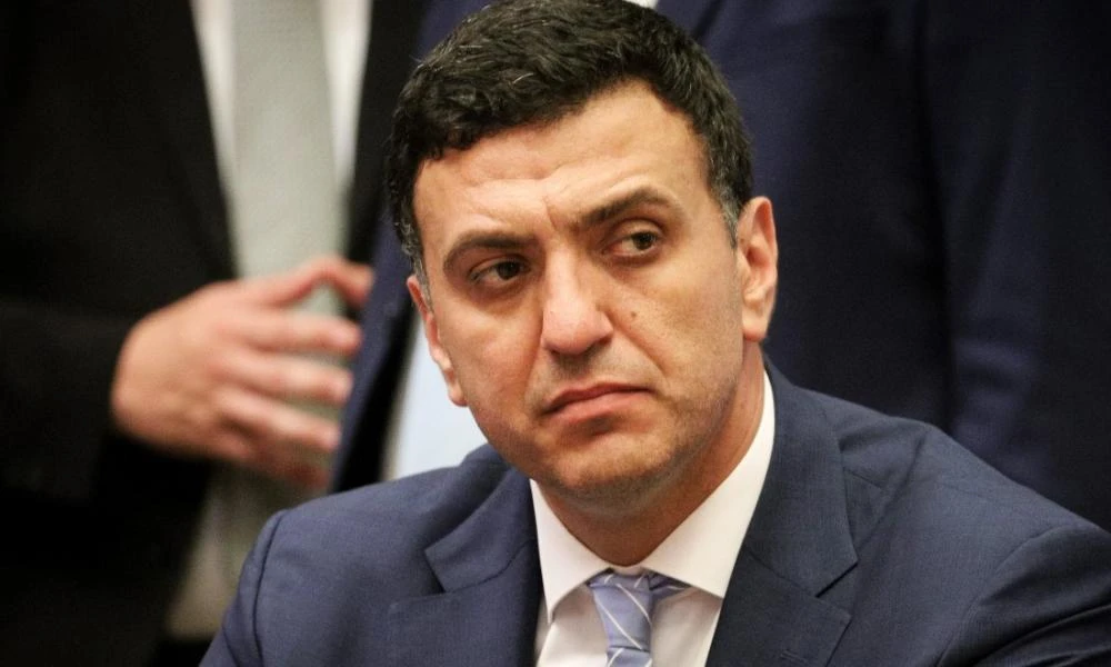 Οργή Κικίλια για τις απόπειρες εμπρησμού στην Πάρνηθα «Δε θα γλυτώσετε, θα σας βρούμε» (Βίντεο)